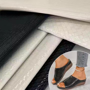 Customized PVC Embossed Leather Style stretch feature for Bag phone