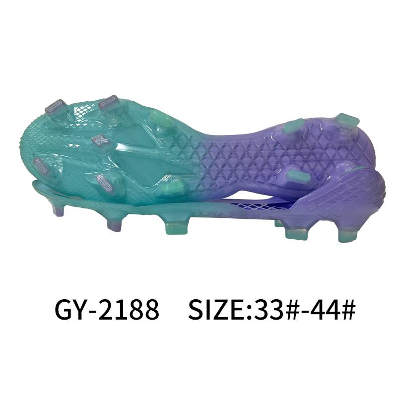 Football cleats with innovative outsole design