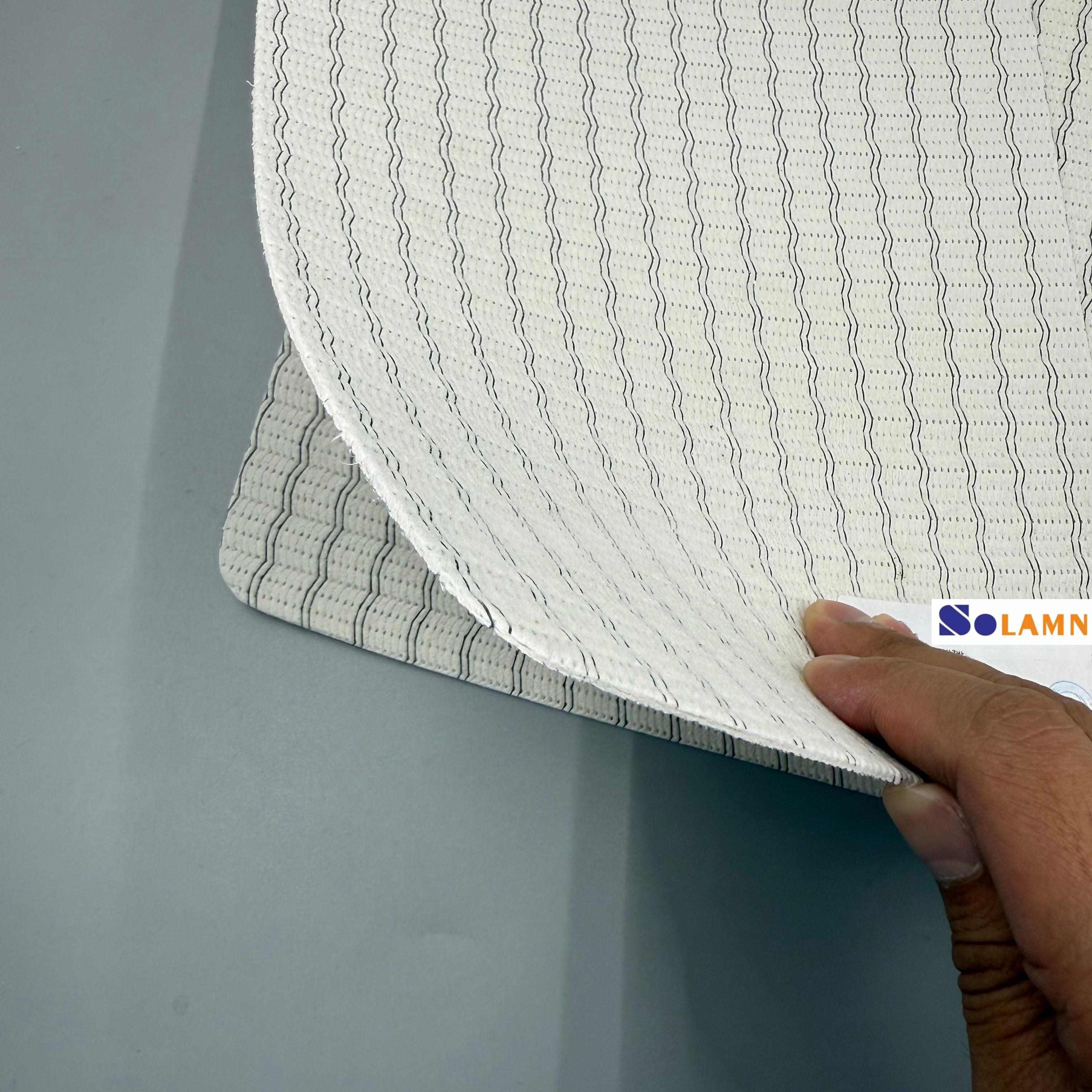 Placa de palmilha de fibra de sarja focada em conforto, material não tecido