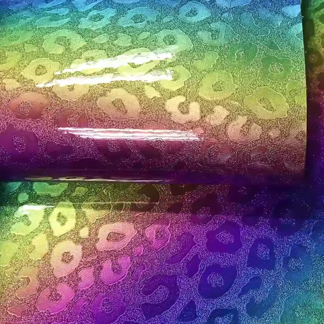 customized Holographic Pu Leather Leopard Print Fabric for Handbags Making