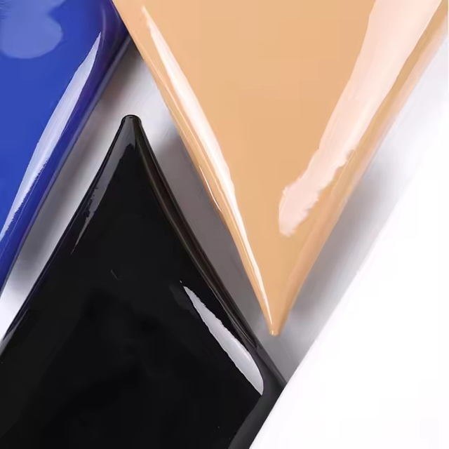 Wholesale of New Design Ultra-fine Fiber Glossy Mirror Waterproof Patent PU Synthetic Leather