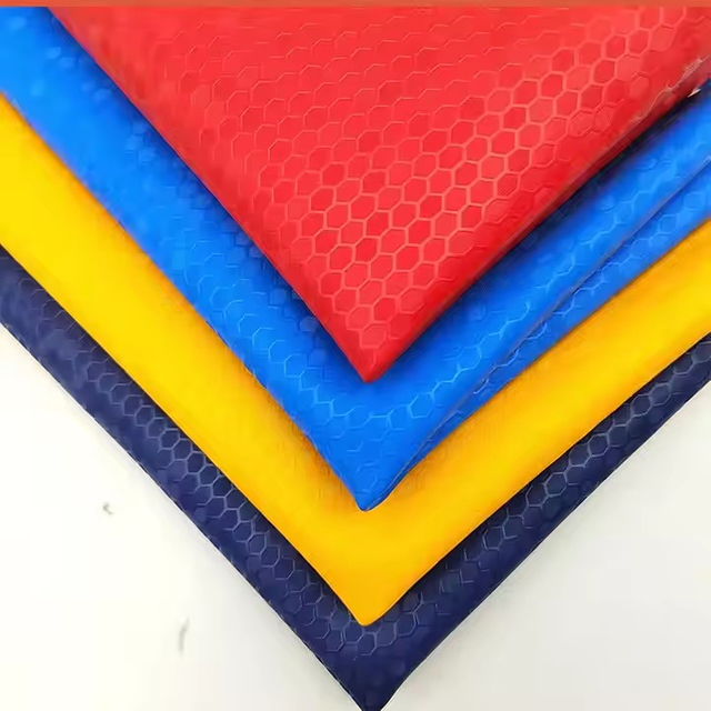 Manufacturer Anti-Slip Customized 3D Quality Roll Materials Leather PU for Football