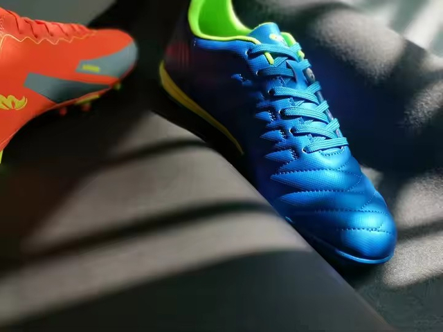 Factory wholesale 1.2-1.4mm DE7 PU Nonwoven Sports shoes Leather